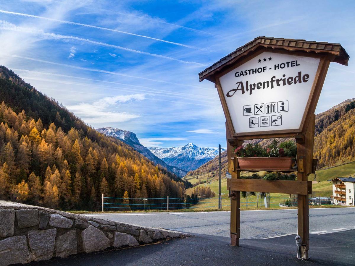 Hotel Alpenfriede Curon Venosta Eksteriør billede